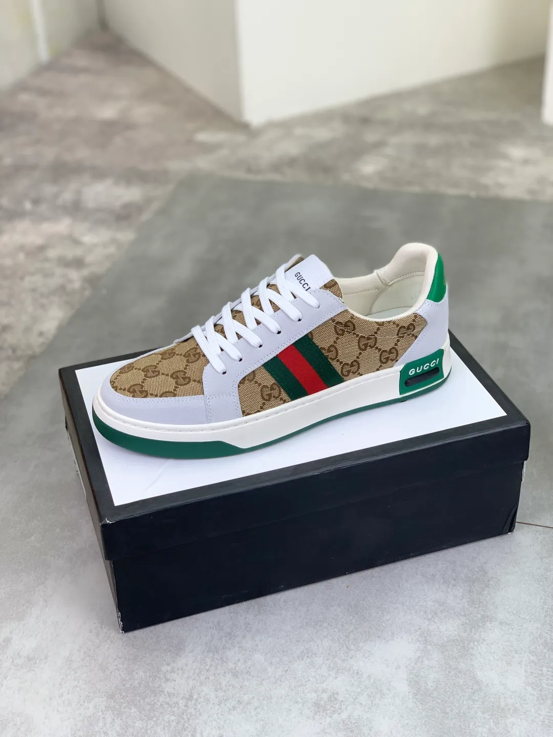 Men's men's shoes 💰P420💰【New model】 🆘 The latest model from Gucci official website🎁Classic casual and fashionable men's shoes👟Best model💥The style is simple and elegant, exclusive for trendy men. Unique official website latest brand elements👑Gucci original decoration, fashionable and generous, the fabric is made of original soft calfskin➕Comfortable soft pigskin lining ✅Wear-resistant rubber outsole specified on the official website_Full of elasticity, the classic model taken at the counter 🎬Color: 3️⃣colors available😍Number of codes: 38-44 (45 46 customized)